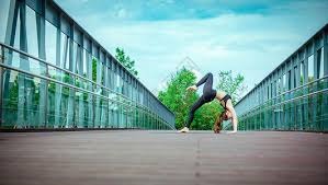 如何提升足球场上的无球跑动？