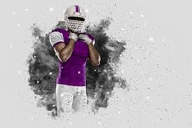 前教练：莱奥小时候的天赋只有C罗能与之相比