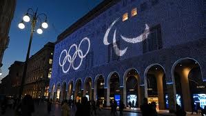 记者：斯卡洛尼将带着大力神杯参加世界杯抽签仪式